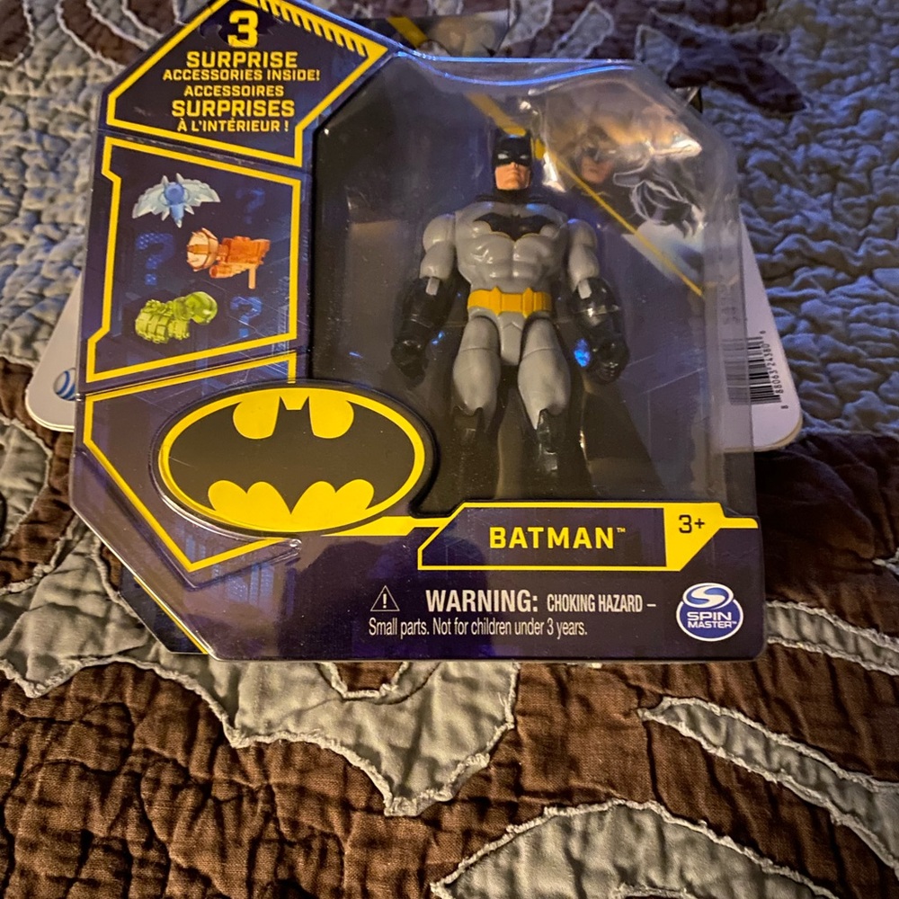 DC Black and Gray Batman Action Figure with Dynamic Features